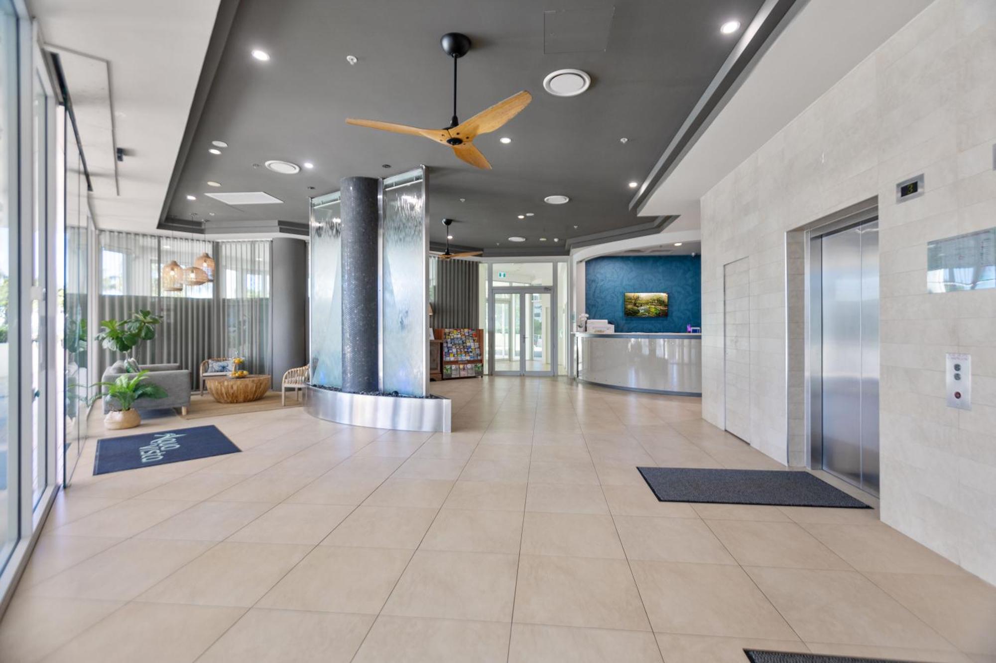 מרוצ'ידור Aqua Vista Resort מראה חיצוני תמונה